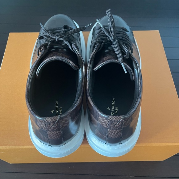 Authentic Mens Louis Vuttion Beverly Hills Sneakers Size LV 8 (US 9) - Picture 4 of 7